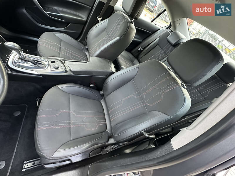Седан Opel Insignia 2012 в Тернополе