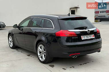Универсал Opel Insignia 2012 в 