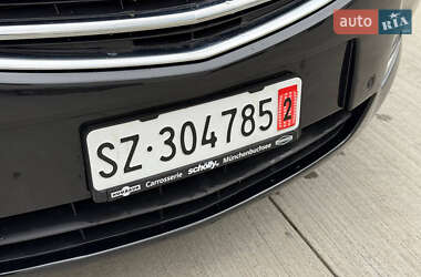 Универсал Opel Insignia 2012 в 