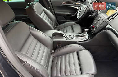 Универсал Opel Insignia 2012 в 