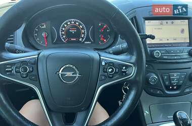 Универсал Opel Insignia 2014 в 
