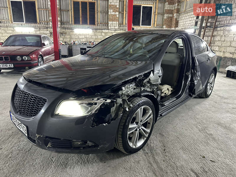 Лифтбек Opel Insignia 2010 в Тульчине