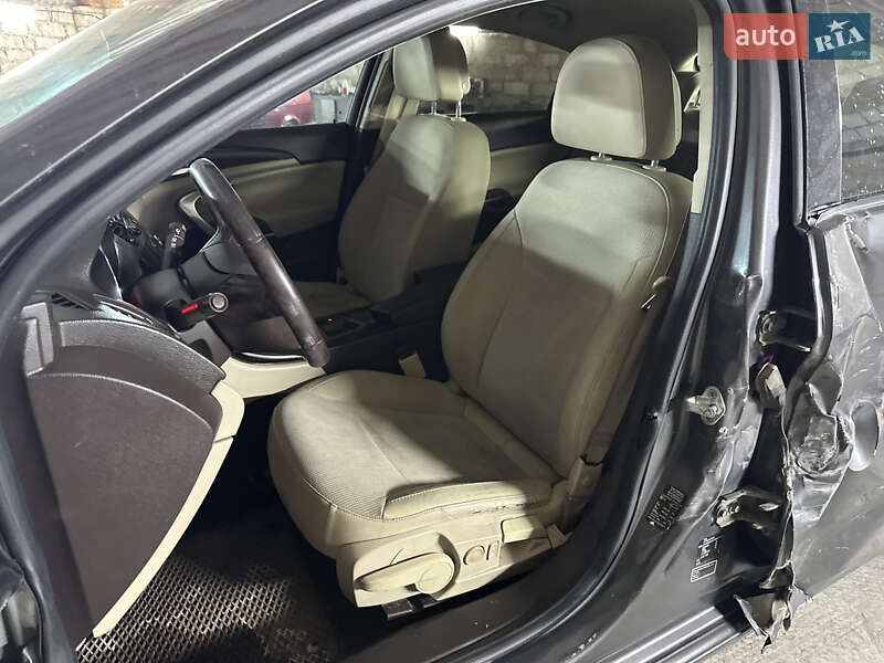 Лифтбек Opel Insignia 2010 в Тульчине