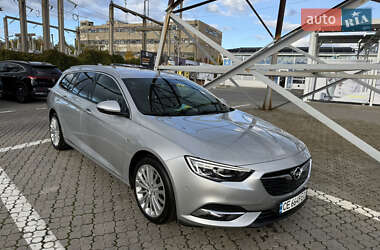 Універсал Opel Insignia 2018 в Чернівцях