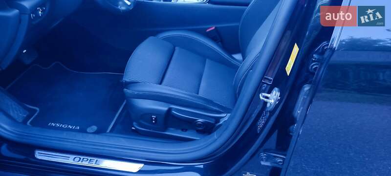 Универсал Opel Insignia 2017 в Киеве фото 11 Универсал Opel Insignia 2017 в Киеве
