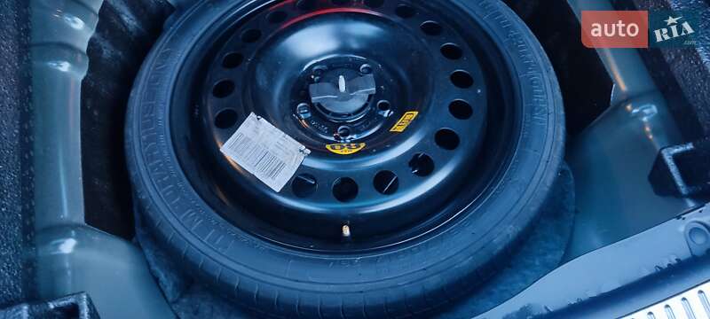 Универсал Opel Insignia 2017 в Киеве фото 28 Универсал Opel Insignia 2017 в Киеве