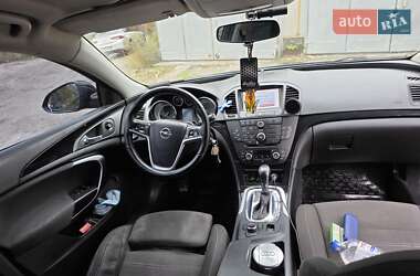 Универсал Opel Insignia 2013 в 