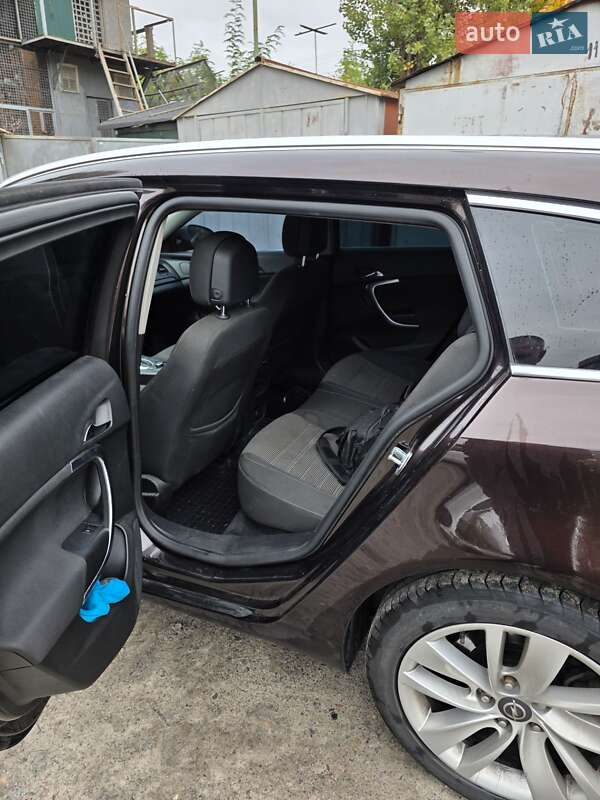 Универсал Opel Insignia 2013 в Киеве фото 13 Универсал Opel Insignia 2013 в Киеве
