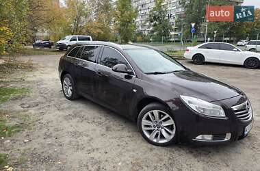Универсал Opel Insignia 2013 в 