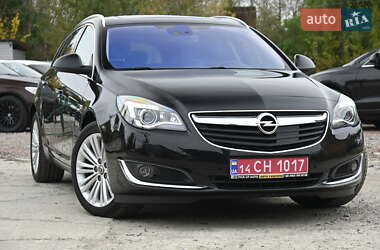 Универсал Opel Insignia 2016 в 