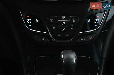 Универсал Opel Insignia 2016 в 