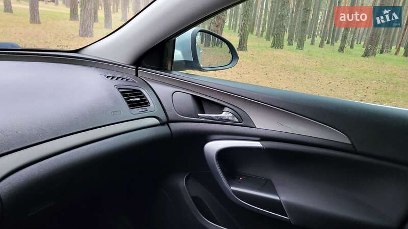 Универсал Opel Insignia 2012 в Сумах