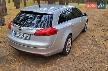 Универсал Opel Insignia 2012 в 