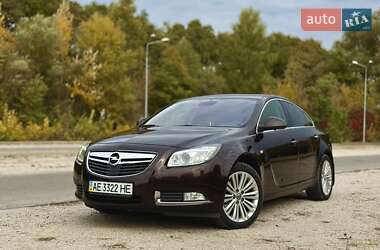 Седан Opel Insignia 2013 в Днепре