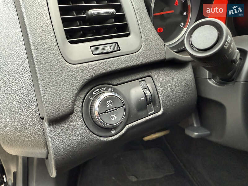 Універсал Opel Insignia 2009 в Борисполі фото 25 Універсал Opel Insignia 2009 в Борисполі