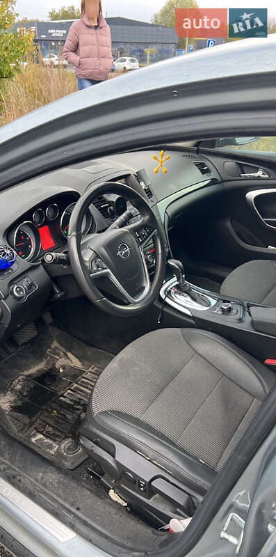 Лифтбек Opel Insignia 2010 в Киеве