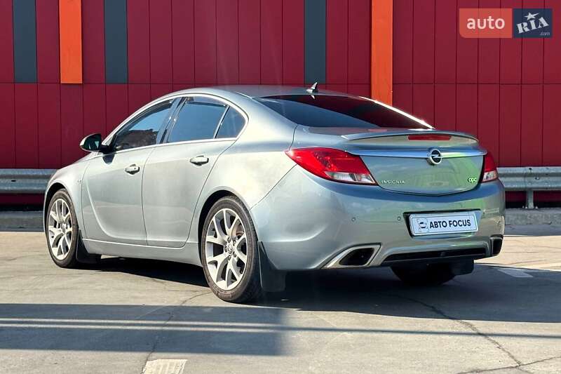 Седан Opel Insignia 2012 в Киеве