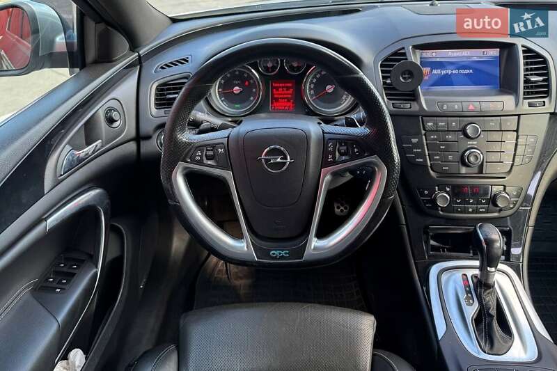 Седан Opel Insignia 2012 в Киеве