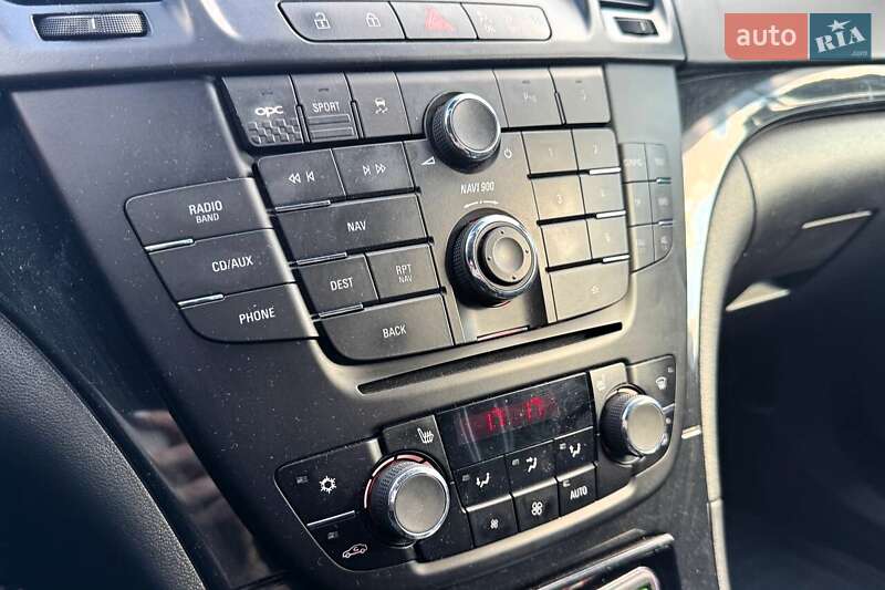 Седан Opel Insignia 2012 в Киеве