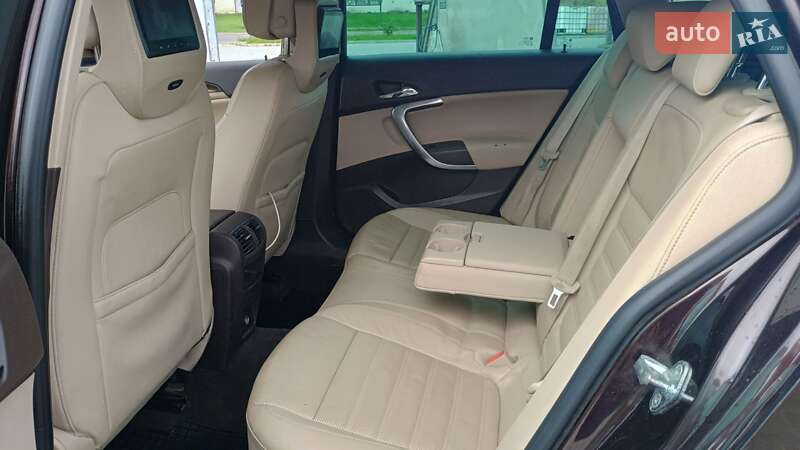 Универсал Opel Insignia 2012 в Самборе