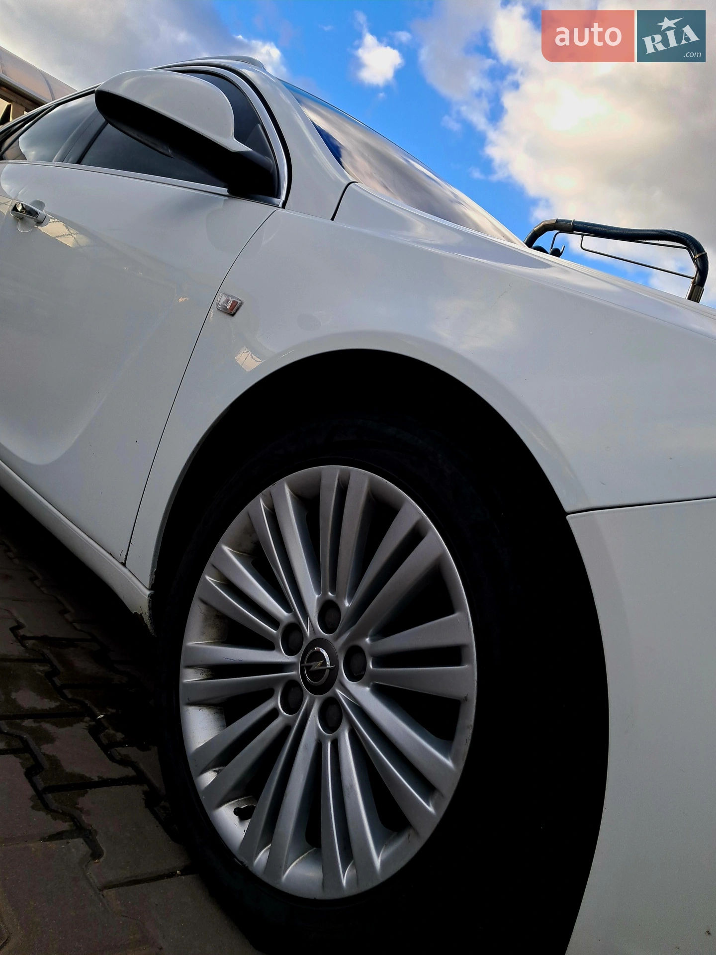 2012 Opel Insignia - мініатюра 8