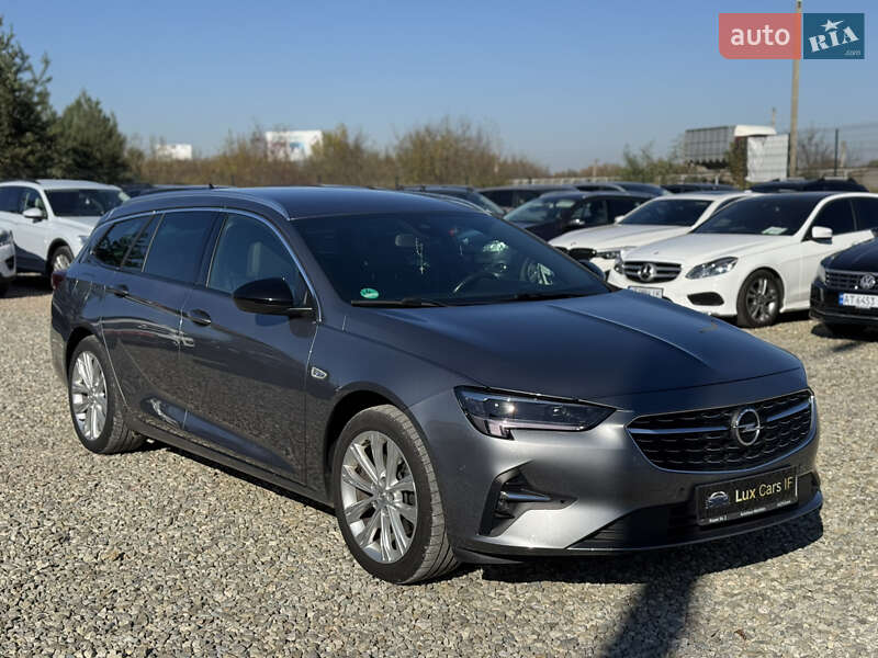 Opel Insignia 2021