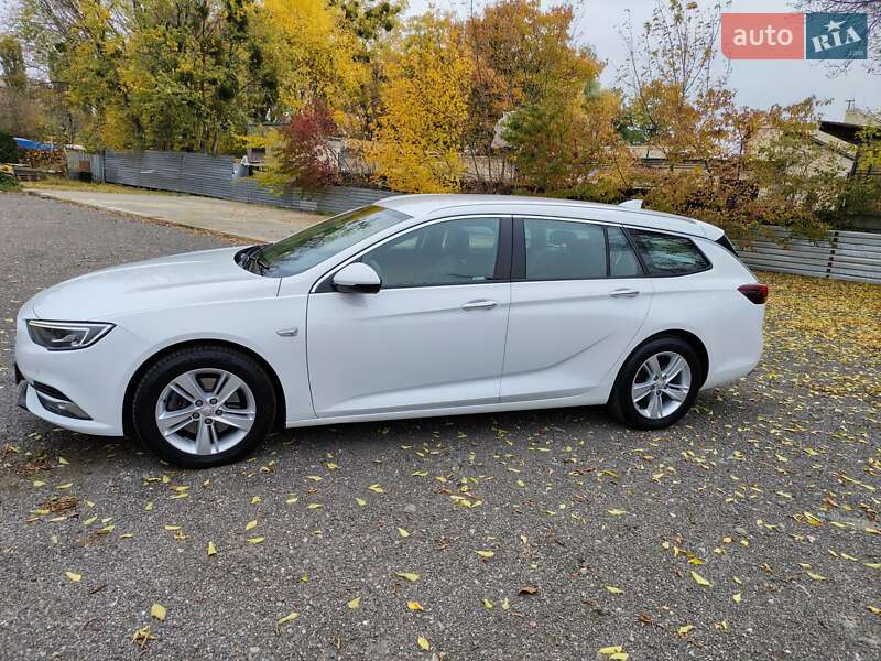 Универсал Opel Insignia 2018 в Киеве