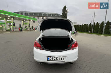 Седан Opel Insignia 2011 в 