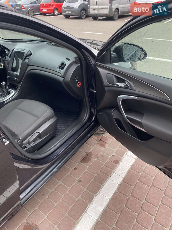 Универсал Opel Insignia 2009 в Умани