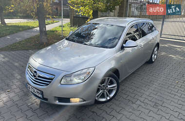 Универсал Opel Insignia 2011 в Здолбунове
