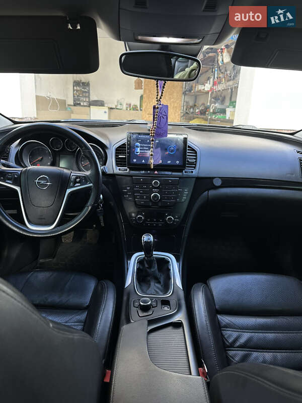 Універсал Opel Insignia 2011 в Тернополі
