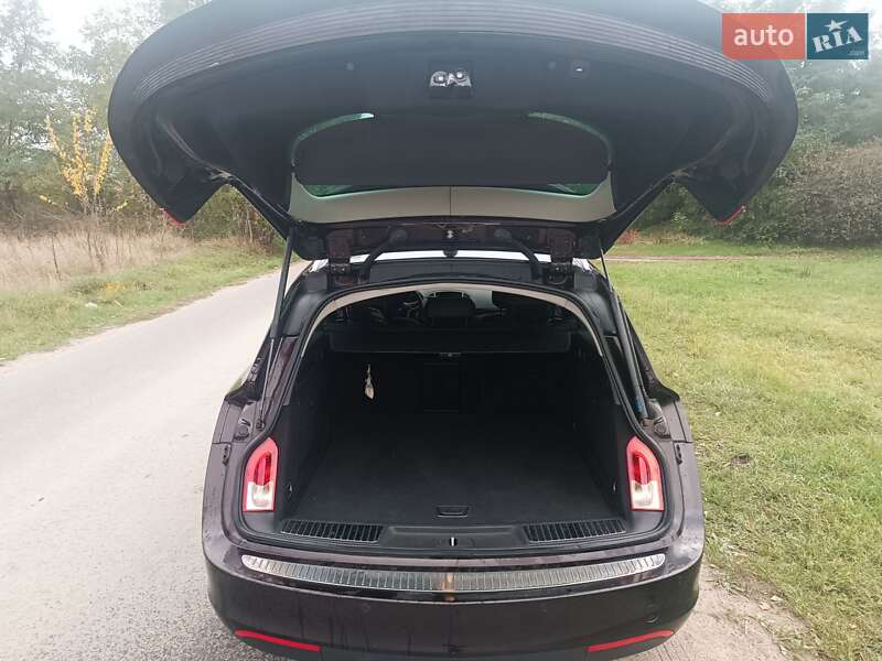 Универсал Opel Insignia 2011 в Бершади