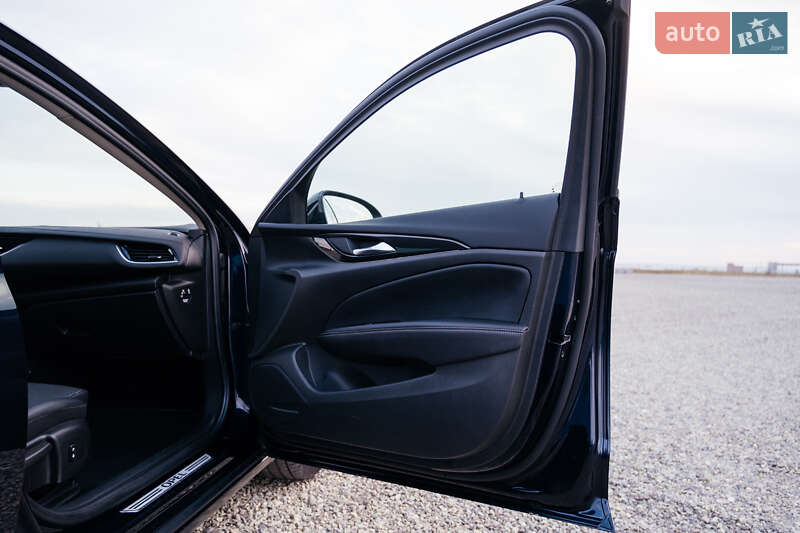 Ліфтбек Opel Insignia 2019 в Тернополі