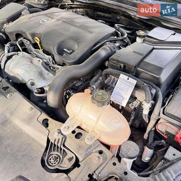 Лифтбек Opel Insignia 2018 в Киеве