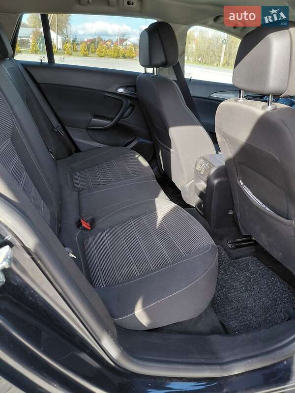 Универсал Opel Insignia 2014 в Львове