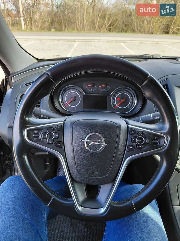 Универсал Opel Insignia 2014 в Львове