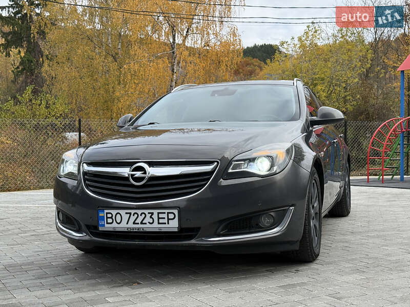 Універсал Opel Insignia 2015 в Кременці