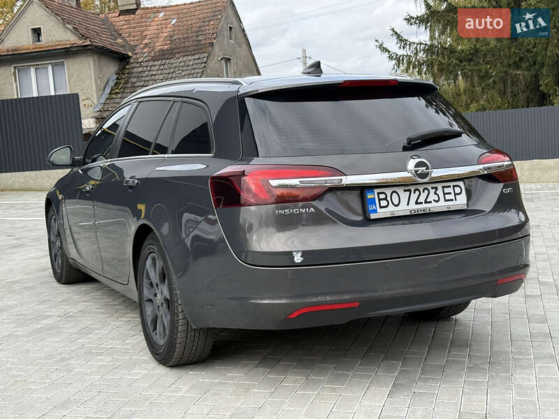 Універсал Opel Insignia 2015 в Кременці