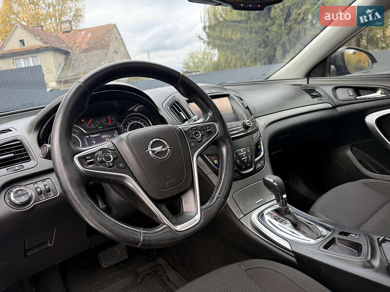 Універсал Opel Insignia 2015 в Кременці