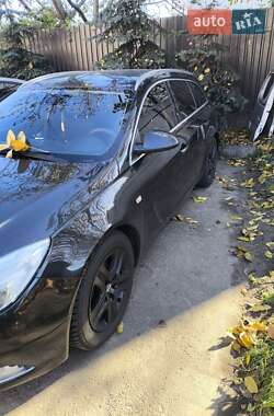 Универсал Opel Insignia 2012 в Софиевской Борщаговке