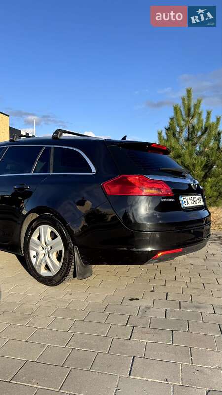 Универсал Opel Insignia 2012 в Хмельницком