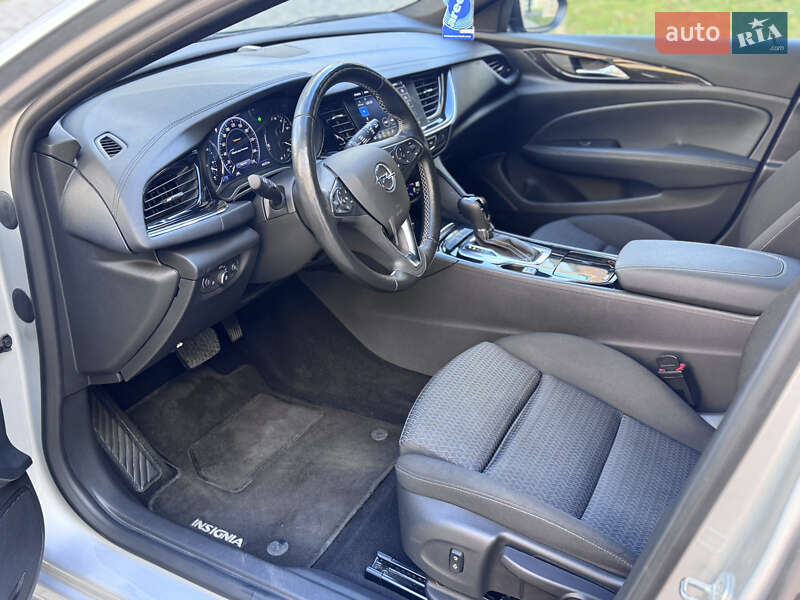 Универсал Opel Insignia 2022 в Черновцах