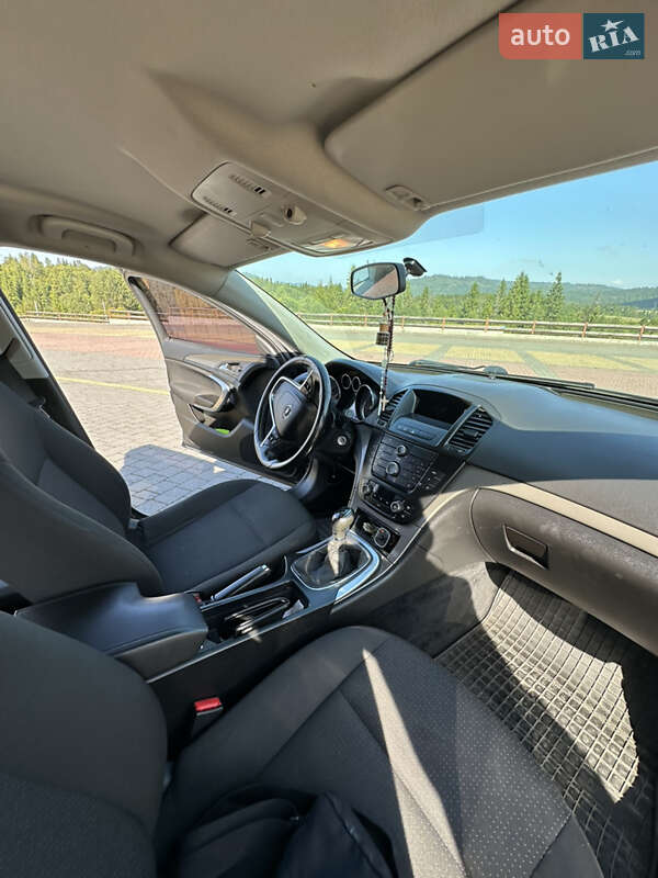 Універсал Opel Insignia 2013 в Сколе