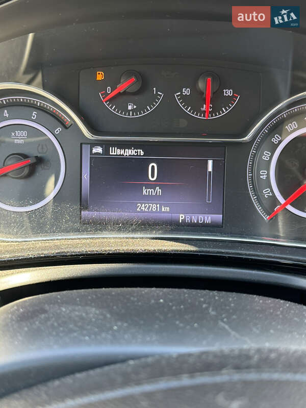 Седан Opel Insignia 2016 в Луцке