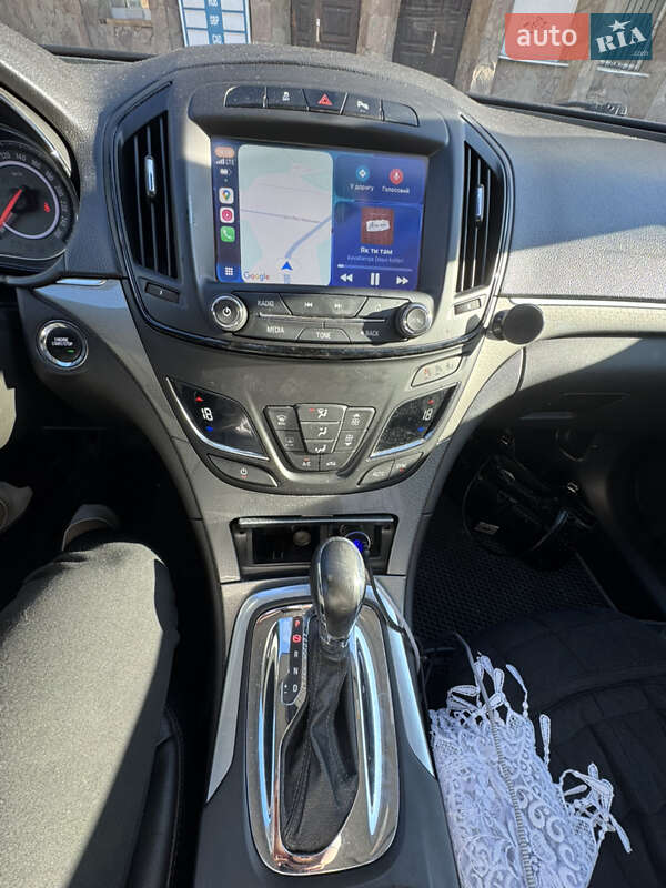 Седан Opel Insignia 2016 в Луцке