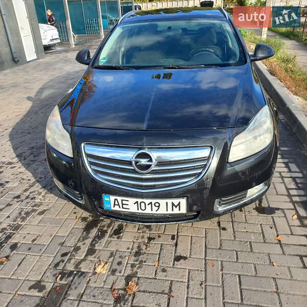 Универсал Opel Insignia 2010 в Днепре