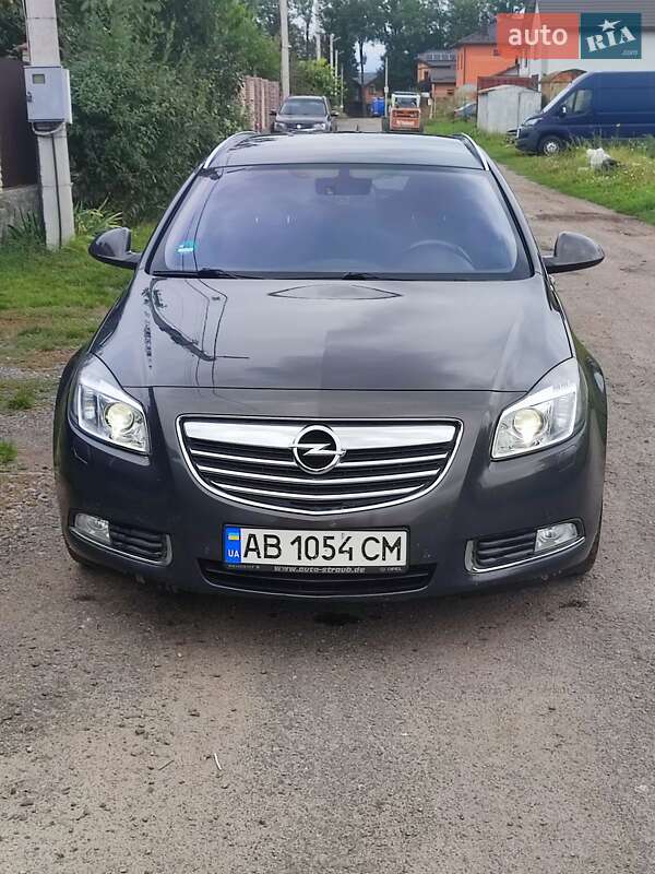 Универсал Opel Insignia 2013 в Виннице