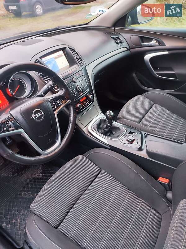 Универсал Opel Insignia 2013 в Виннице