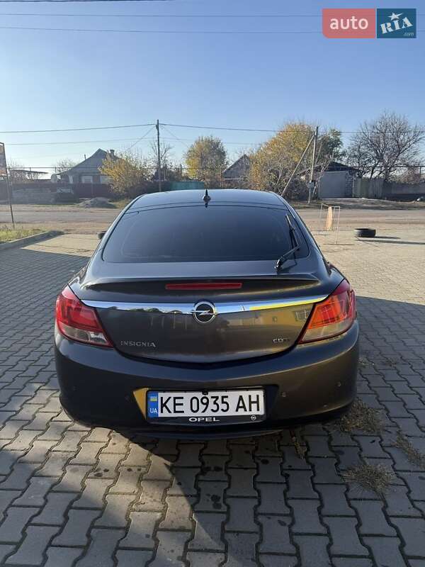 Лифтбек Opel Insignia 2010 в Кривом Роге фото 4 Лифтбек Opel Insignia 2010 в Кривом Роге