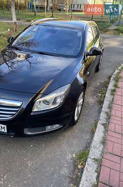 Універсал Opel Insignia 2009 в Києві